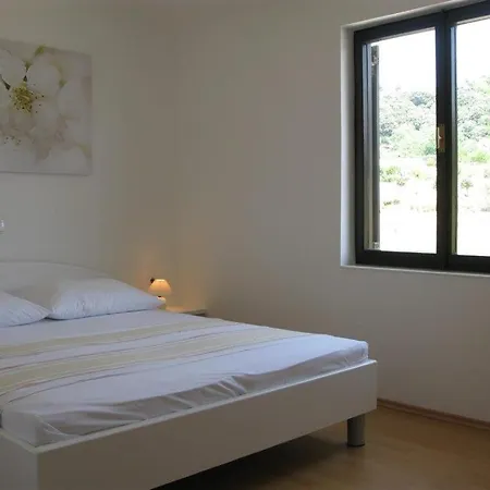 Palit 16356b Apartman *