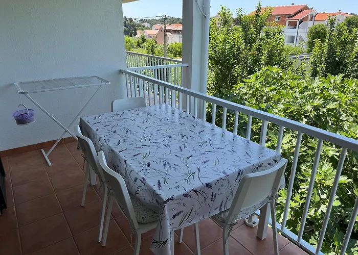 Apartment Palit 16356b